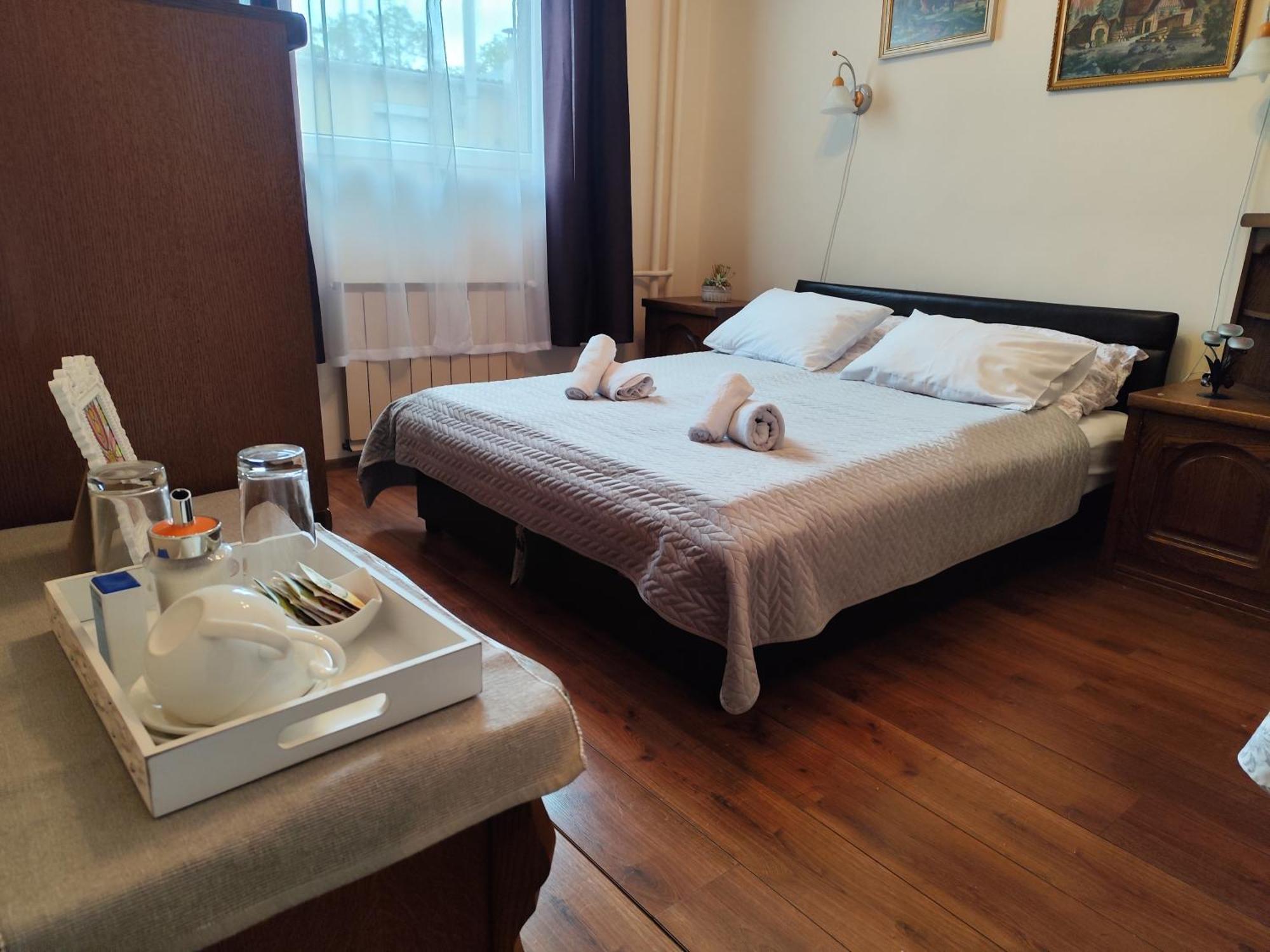Bazilika Vendeghaz Hotel เอ็กเกอร์ ภายนอก รูปภาพ
