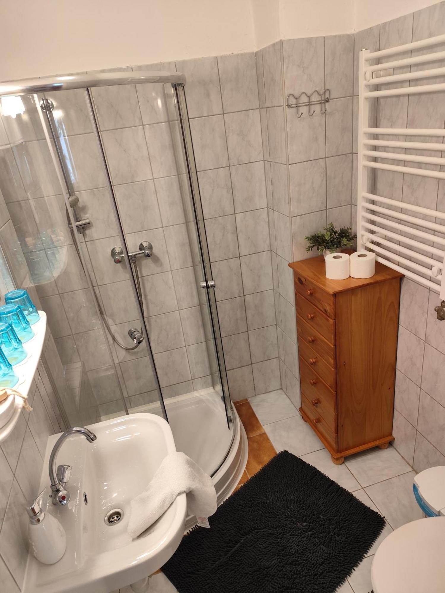 Bazilika Vendeghaz Hotel เอ็กเกอร์ ภายนอก รูปภาพ